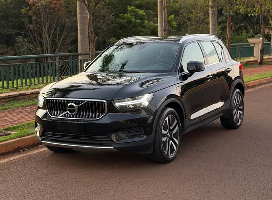 VOLVO XC40 1.5 T5 RECHARGE INSCRIPTION GEARTRONIC